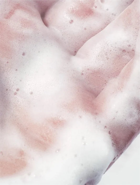 SOOTHING FLORAL CLOUD - Gentle and creamy cleansing foam - 150ml